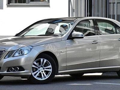 Galbeuriu Utilizat 2009 Mercedes E250 Berlinǎ | 8.499 EUR (Puțin scump)