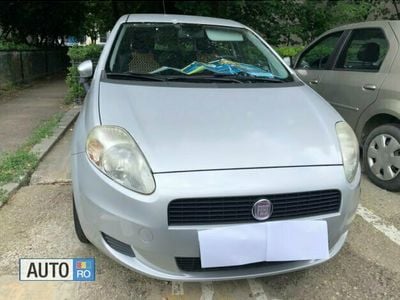 Gri Utilizat 2011 Fiat Grande Punto Hatchback | 4.500 EUR