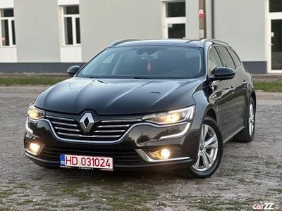 Negru Utilizat 2017 Renault Talisman Business Break | 9.170 EUR (Preț bun)