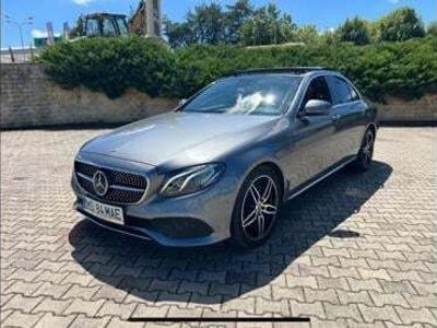 Mercedes E220