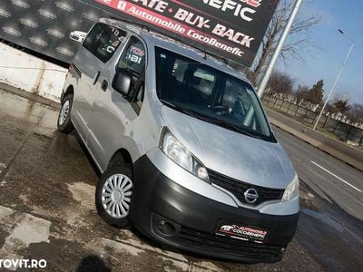 Second-hand Nissan NV200 Premium Edition 90 CP (66 kW) 2013 Culoareargint Monovolum