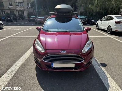 Culoarerosu Utilizat 2014 Ford Fiesta Titanium | 5.800 EUR (Preț OK)