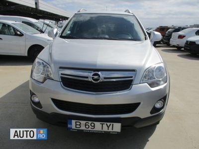 Second-hand Opel Antara 163 CP (119 kW) 2015 Argintiu SUV
