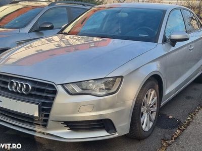 second-hand Audi A3 1.6 TDI Stronic Ambiente