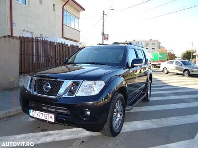 Second-hand Nissan Pathfinder 190 CP (139 kW) 2014 Negru SUV
