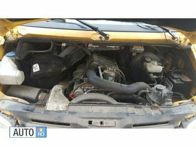 Second-hand Mercedes Sprinter 60 CP (44 kW) 2002 Galben Van