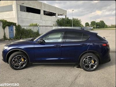 Second-hand Alfa Romeo Stelvio Tech Edition 210 CP (154 kW) 2019 Culoarealbastru SUV