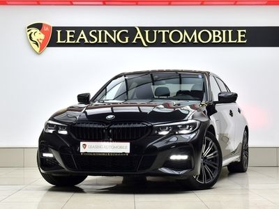 BMW 330e