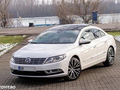 Culoarealb Utilizat 2012 VW Passat Berlinǎ | 11.390 EUR (Scump)