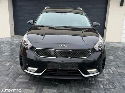 Culoarenegru Utilizat 2017 Kia Niro Spirit SUV | 12.990 EUR (Preț bun)