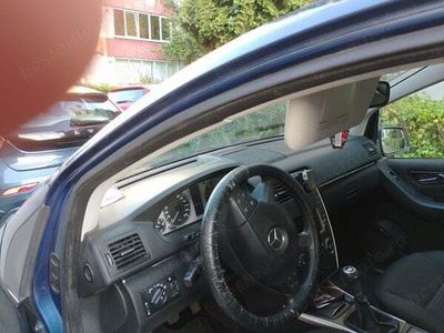 Utilizat 2011 Mercedes A180 Hatchback | 4.150 EUR