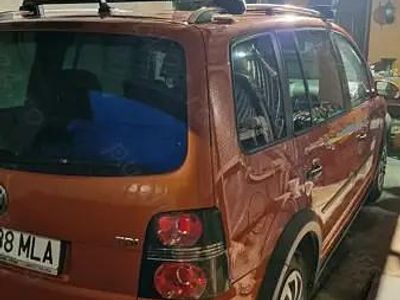 Utilizat 2007 VW Touran Monovolum | 4.000 EUR (Puțin scump)