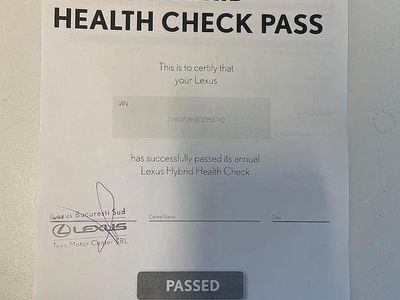 Culoarenegru Utilizat 2015 Lexus CT200h Limited Edition Hatchback | 12.750 EUR