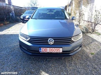Second-hand VW Passat Comfortline 150 CP (110 kW) 2015 Culoarealbastru Break