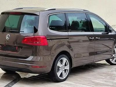 Utilizat 2011 VW Sharan Highline Monovolum | 9.850 EUR (Scump)