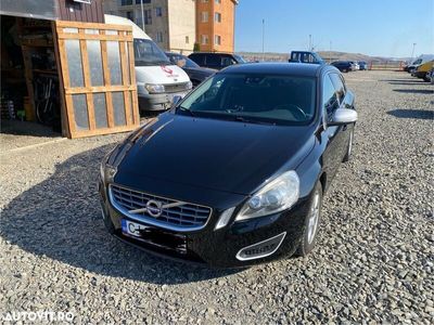 second-hand Volvo V60 D5 AWD Geartronic