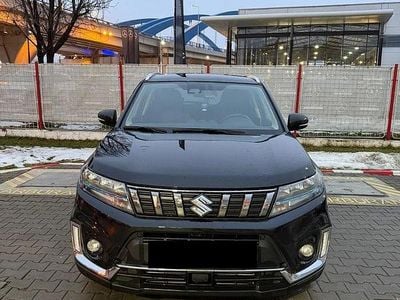 Second-hand Suzuki Vitara 129 CP (94 kW) 2023 Culoarenegru SUV