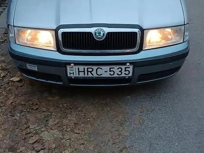 Argintiu Utilizat 2001 Skoda Octavia Break | 2.000 EUR