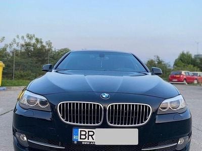 Culoarenegru Utilizat 2013 BMW 520 Berlinǎ | 8.700 EUR (Super Preț)