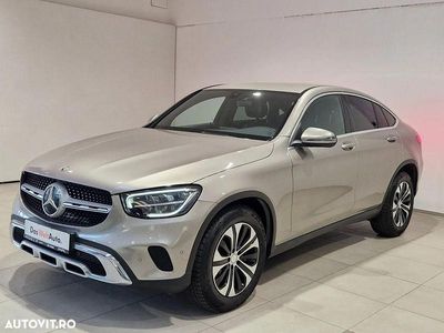 Gri mediumetalic Utilizat 2020 Mercedes GLC220 SUV | 35.900 EUR (Puțin scump)