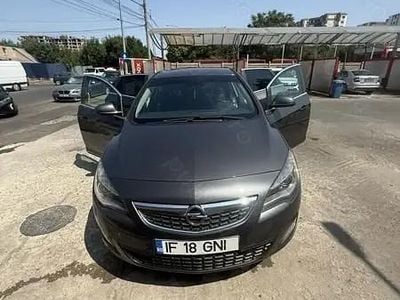 Utilizat 2011 Opel Astra | 3.400 EUR (Preț OK)