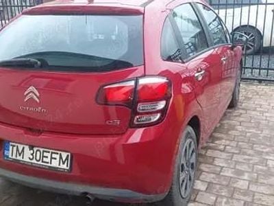 Rosu Second-hand 2014 Citroën C3 Monovolum | 6.500 EUR (Scump)