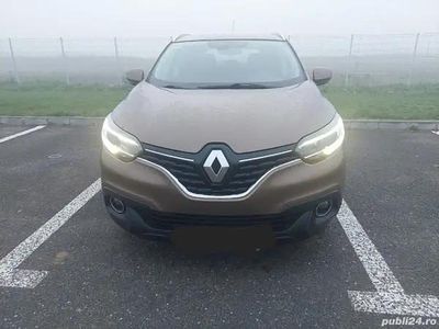 Maro Utilizat 2016 Renault Kadjar SUV | 17.000 EUR (Scump)