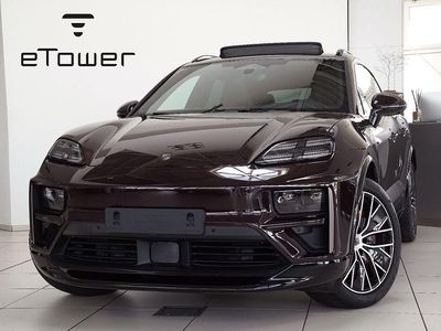 Utilizat 2024 Porsche Macan 4 Electric Chrono SUV | 109.858 EUR