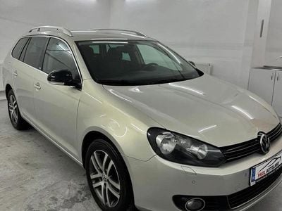 Second-hand VW Golf VI Style 140 CP (102 kW) 2011 Culoareargint Hatchback