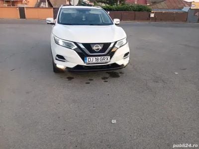 Second-hand Nissan Qashqai 130 CP (95 kW) 2017 Alb SUV