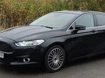 Second-hand Ford Mondeo Titanium 150 CP (110 kW) 2015 Negru Hatchback
