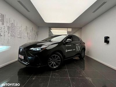 Nouă Lexus NX350h Executive Line 244 CP (179 kW) 2025 Culoarenegru Berlinǎ