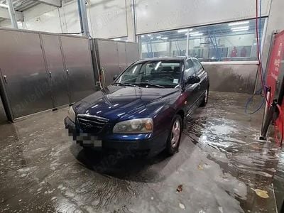 Utilizat 2006 Hyundai Elantra Berlinǎ | 1.500 EUR