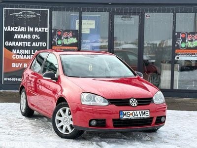 Second-hand VW Golf IV Sportline 140 CP (102 kW) 2004 Culoarerosu Hatchback