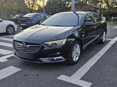 Second-hand Opel Insignia Innovation 165 CP (121 kW) 2019 Culoarenegru Berlinǎ