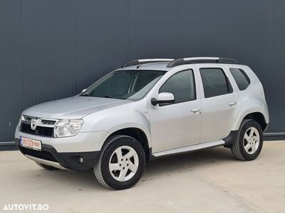 Second-hand Dacia Duster Lauréate 110 CP (80 kW) 2012 Gri SUV