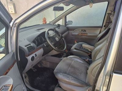 VW Sharan