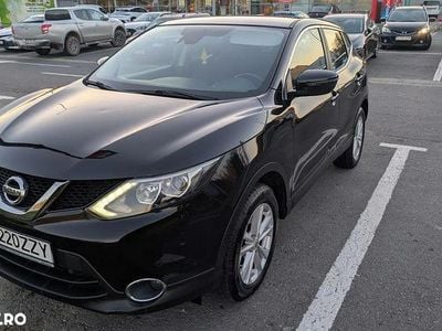 Culoarenegru Utilizat 2016 Nissan Qashqai Acenta SUV | 8.990 EUR