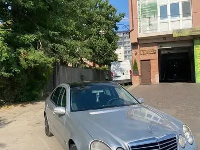 Mercedes E220