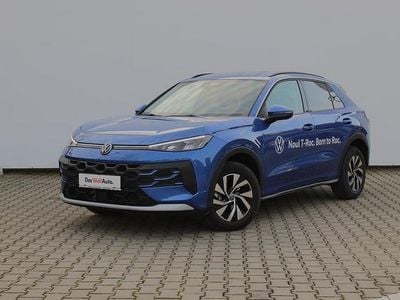 Albastru dechis metalic Nouă 2025 VW T-Roc Life SUV | 30.800 EUR