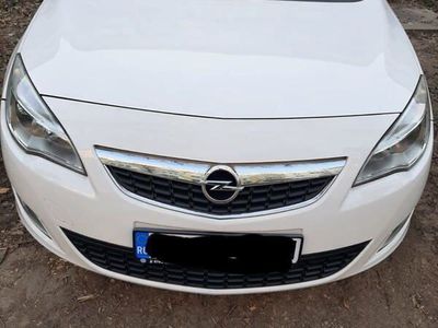 second-hand Opel Astra 2012