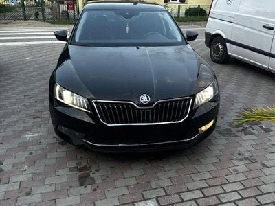 Second-hand Skoda Superb Style 150 CP (110 kW) 2016 Culoarenegru Berlinǎ