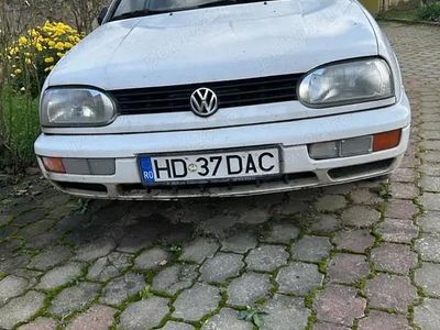 Second-hand VW Golf III 110 CP (80 kW) 1997 Berlinǎ