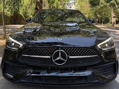 Second-hand Mercedes C220 AMG line 200 CP (147 kW) 2021 Culoarenegru Berlinǎ
