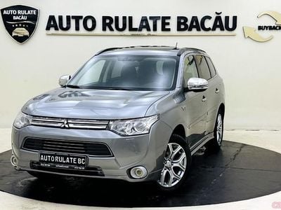 Second-hand Mitsubishi Outlander P-HEV 200 CP (147 kW) 2013 Culoareargint SUV