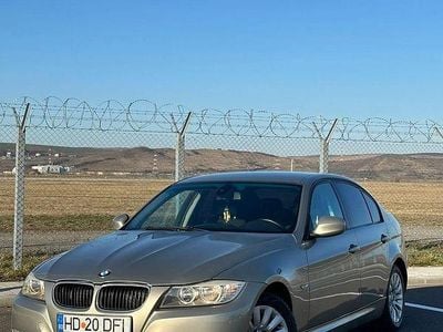 Second-hand BMW 318 143 CP (105 kW) 2009 Culoaregalbeuriu Berlinǎ