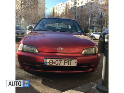 Second-hand Honda Civic 90 CP (66 kW) 1992 Rosu Berlinǎ
