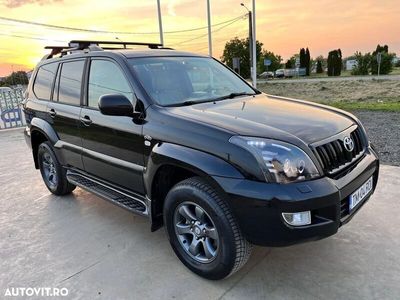 second-hand Toyota Land Cruiser 3.0 TD-4D Aut VX