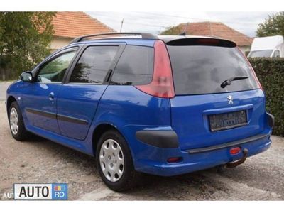 Second-hand Peugeot 206 86 CP (63 kW) 2003 Albastru Hatchback