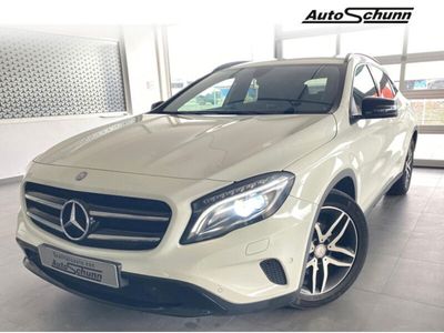 Second-hand Mercedes GLA200 Urban 136 CP (100 kW) 2015 Alb SUV